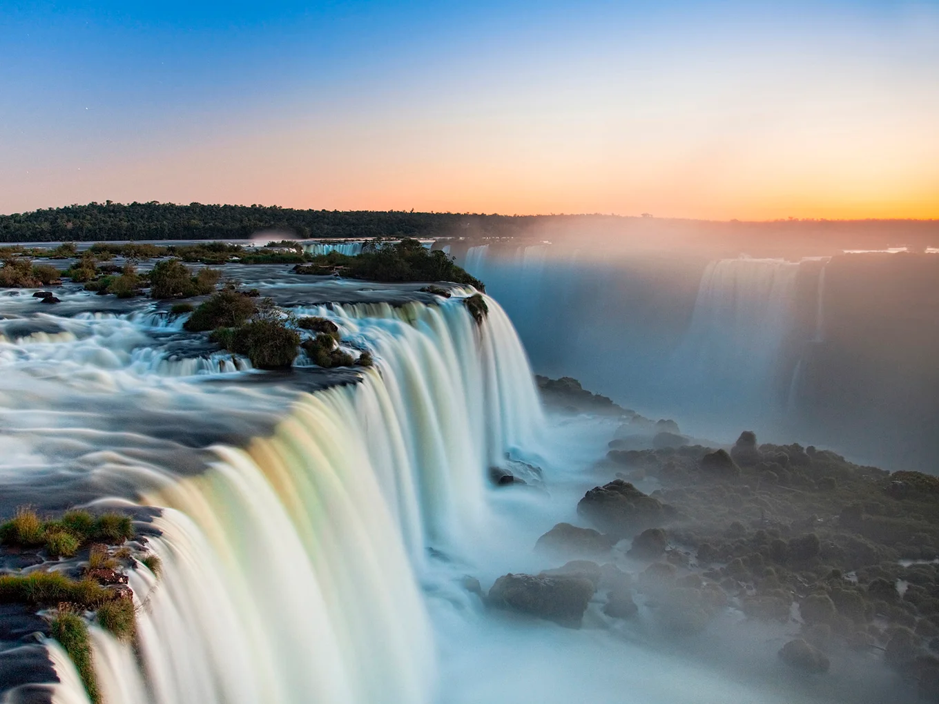 Foz do Iguaçu com compras no Paraguai